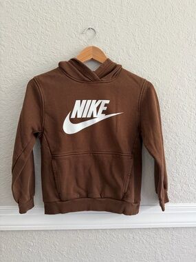 Nike Kids Hoodie Sweatshirt Brown Logo Size M (Fits 6/8)